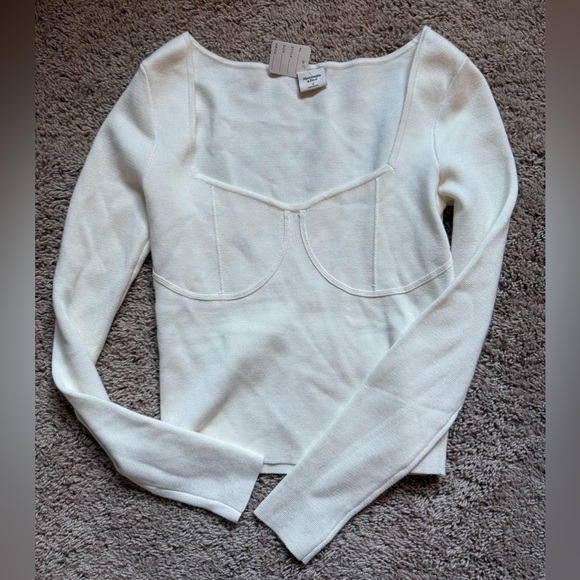 Abercrombie longsleeve! - Picture 1 of 3
